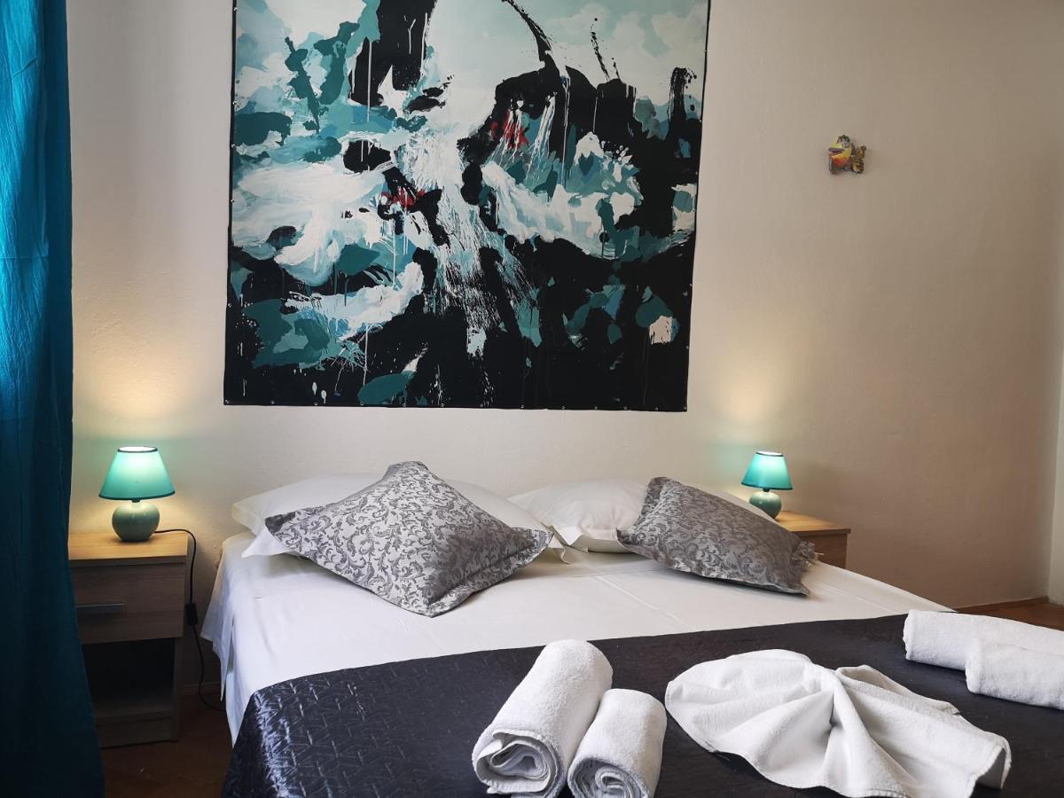 Apartments Spiro Split Bagian luar foto