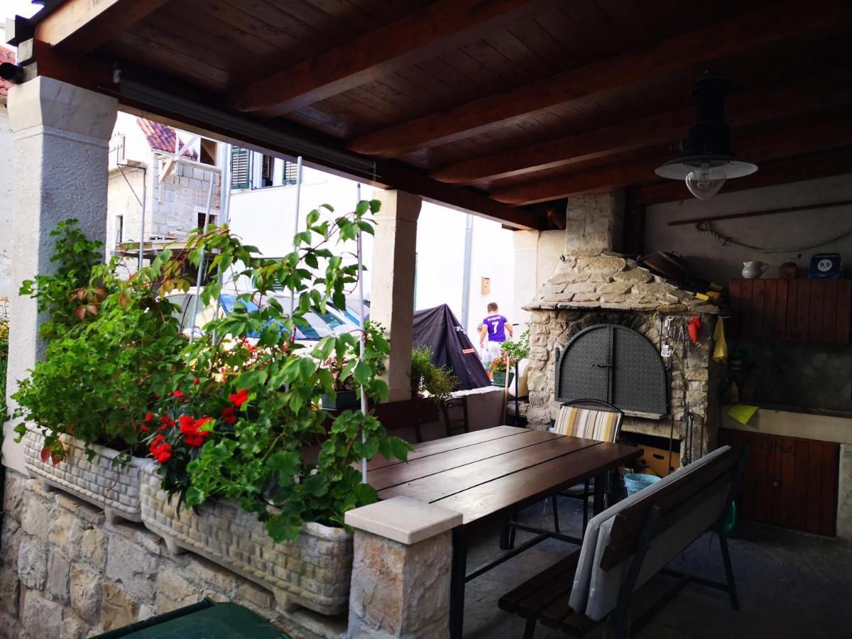 Apartments Spiro Split Bagian luar foto