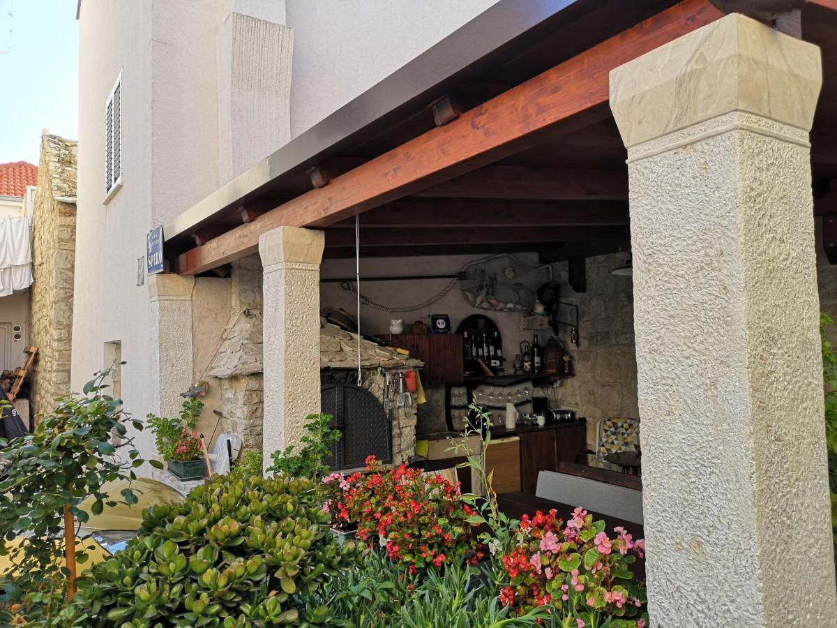 Apartments Spiro Split Bagian luar foto
