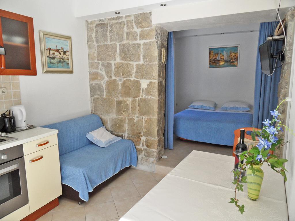 Apartments Spiro Split Bagian luar foto